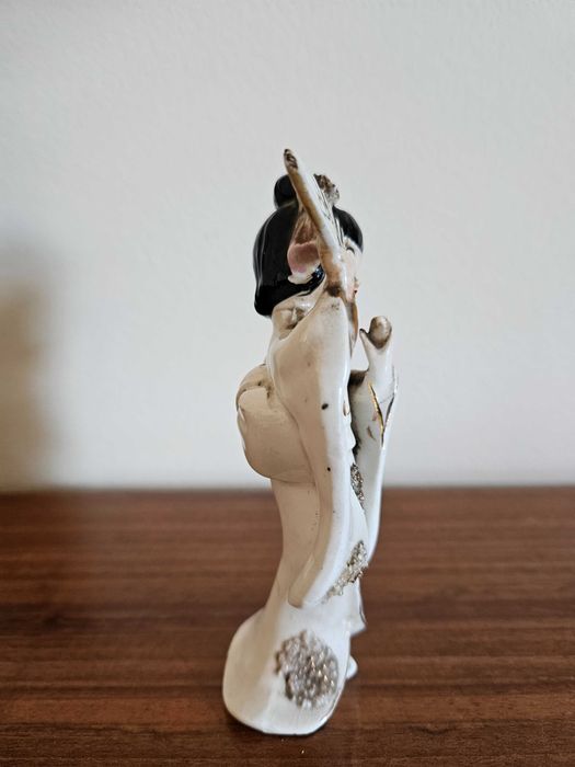 Figura de porcelana Gueixa japonesa