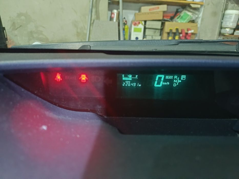 Продам автомобіль TOYOTA Prius,2005 року