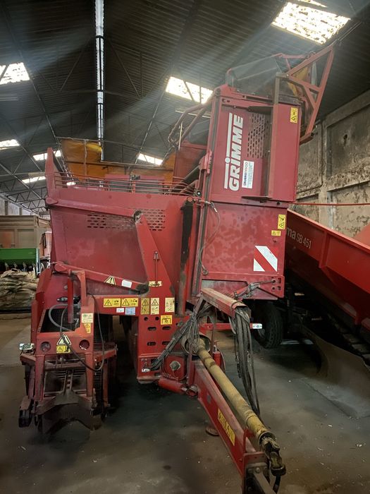 Maquina de batatas grimme