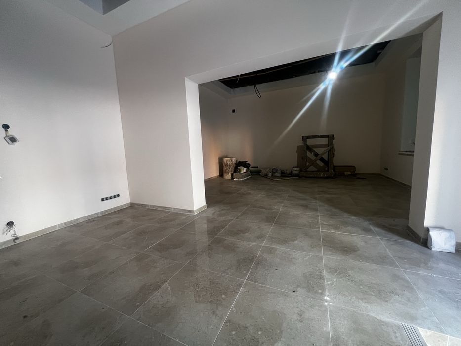 Здам приміщення вул. І. Франка