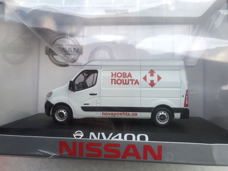 Модель авто Nissan NV 400 1:43