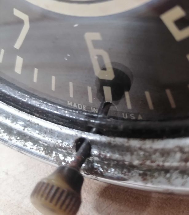 Vendo relógio antigo, mecânico, da marca americana LUX Clock MFG.