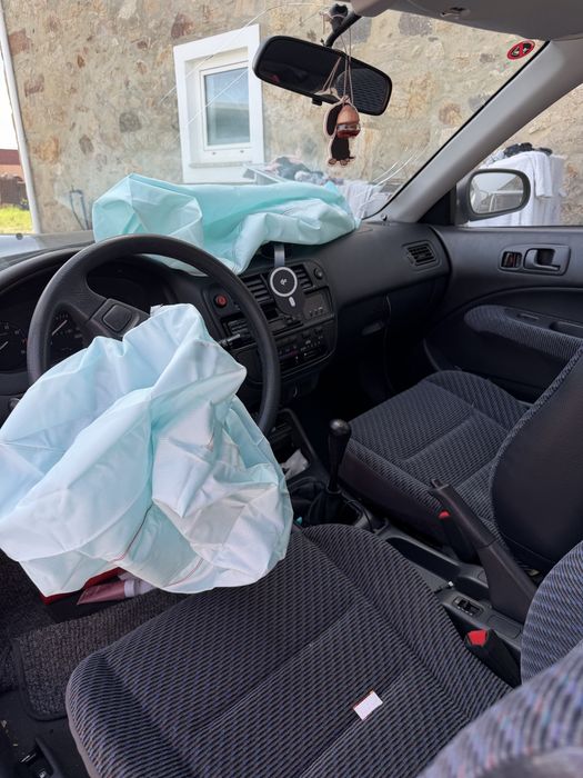 Honda Civic vi 1.4 IS