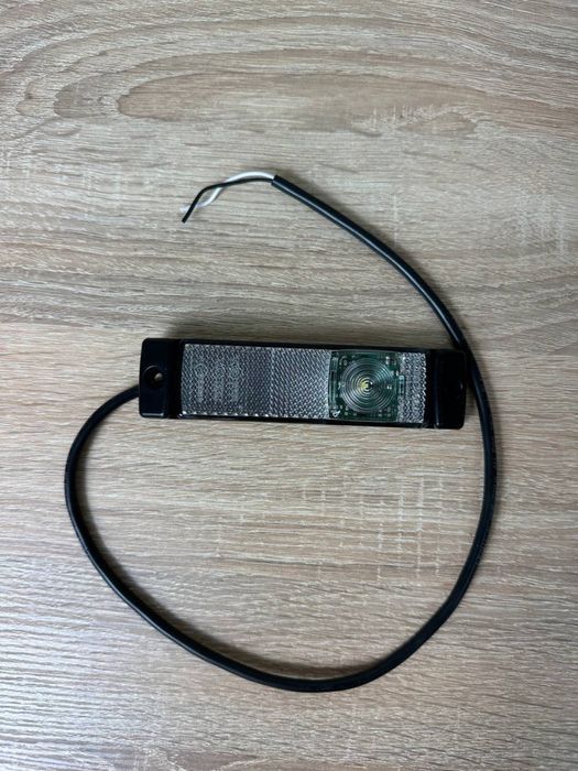 Універсальний світлодіодний (LED) габаритний ліхтар — новий