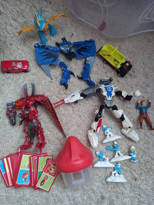 MAC ヴィランズ コラボ セット Іграшки McDonalds: 175 грн. - Фігурки персонажів Тульчин на Olx