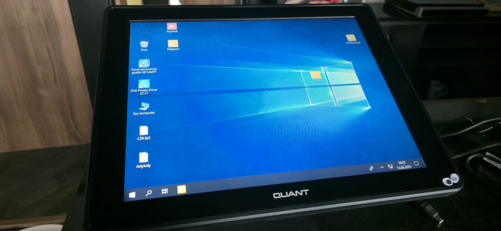 Monitor pos NOVITUS quant