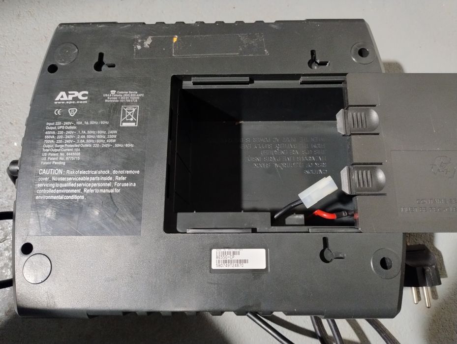 Zasilacz awaryjny UPS