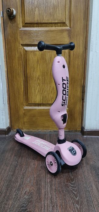 Продам  детский  самокат-беговел  scoot and ride