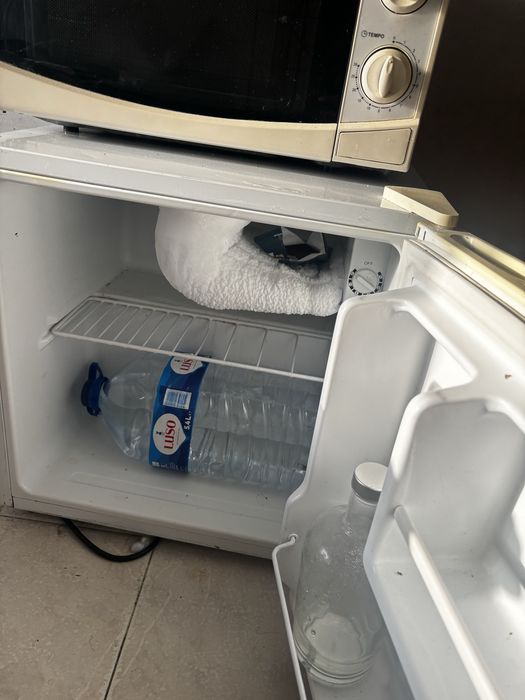Frigobar branco