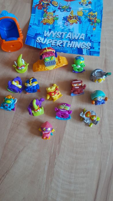Super wings zestaw figurki kapsuła pojazd