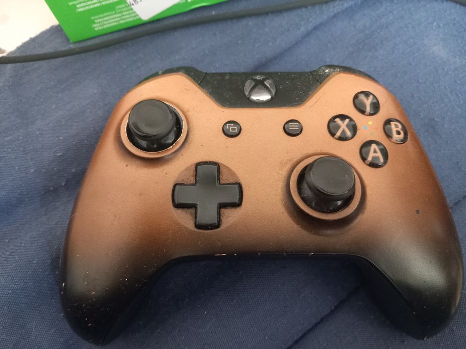 Xbox one s 2 comandos e game pass ultimate64170828330498122