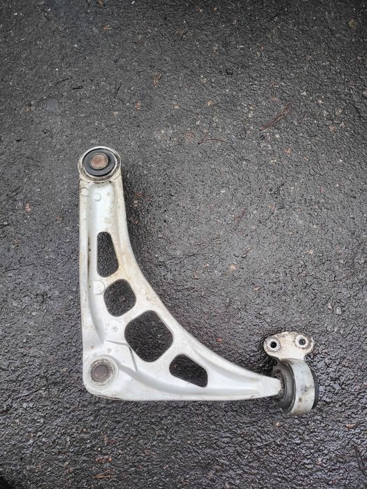 BMW E46 wachacz lewy przód