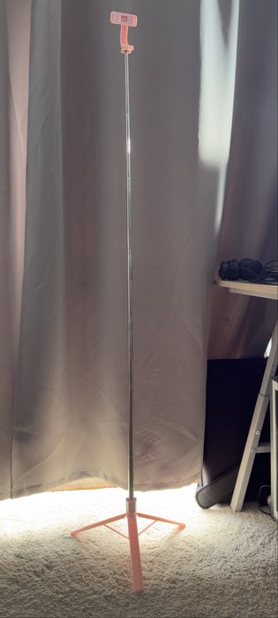 Tripé com suporte de telefone, 1.70cm ROSA - NOVO SELADO.