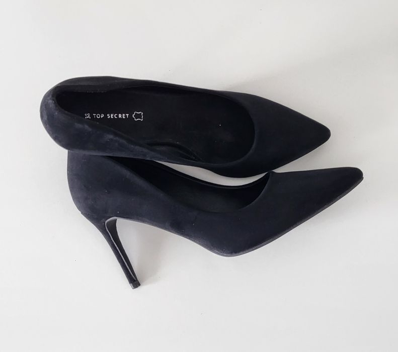 Czarne szpilki zamszowe 38