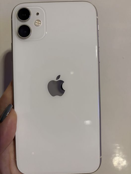 Iphone 11 білий 64 ГБ 2020 року