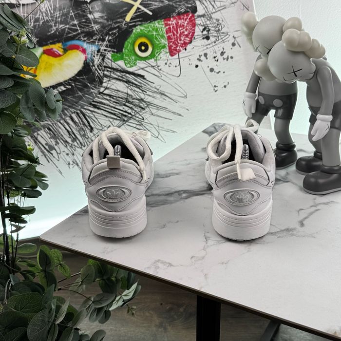 Кросівки Adidas Adi 2000 42 розмір E172