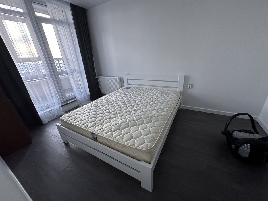 Ліжко двоспальне біле,деревʼяне,масив бука,Львів,доставка