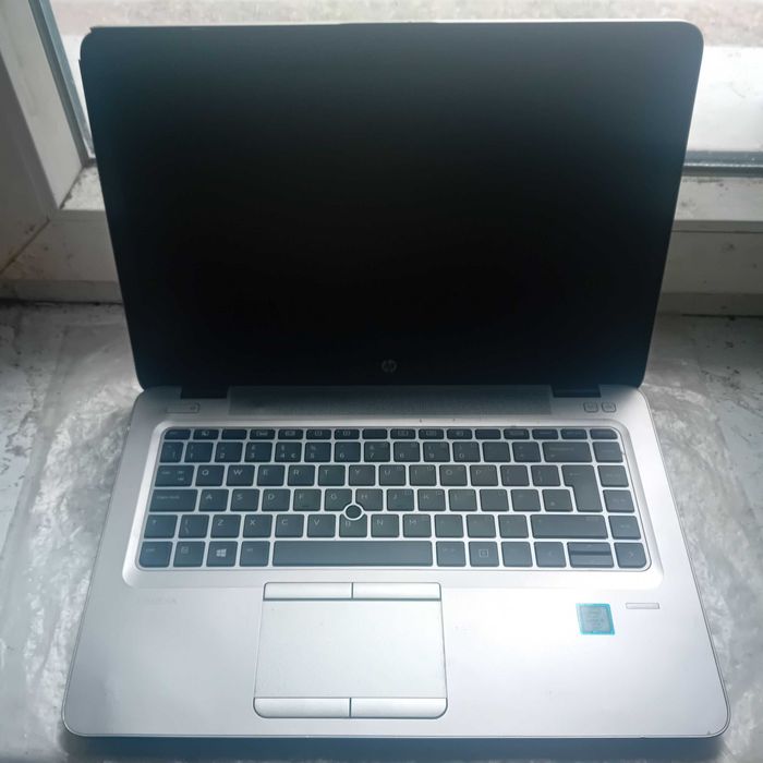 (57) laptop HP 840 G5 - Intel Core i5 VPro