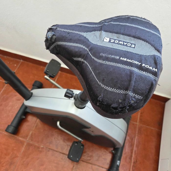 Bicicleta Estática Domyos FC50 – Usada