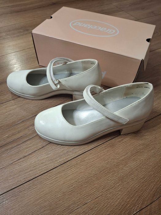 Buty komunia rozmiar 33
