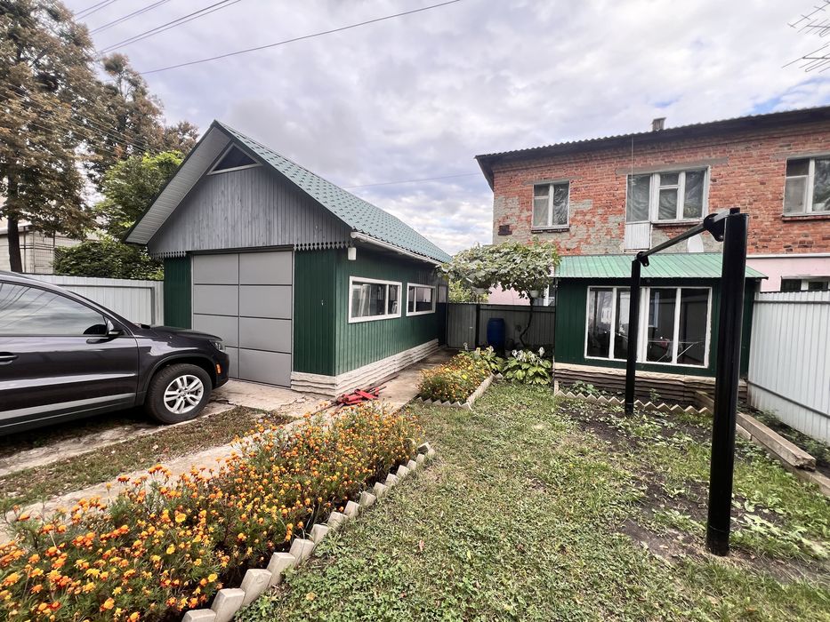 Продам квартиру 3-х кімнатну