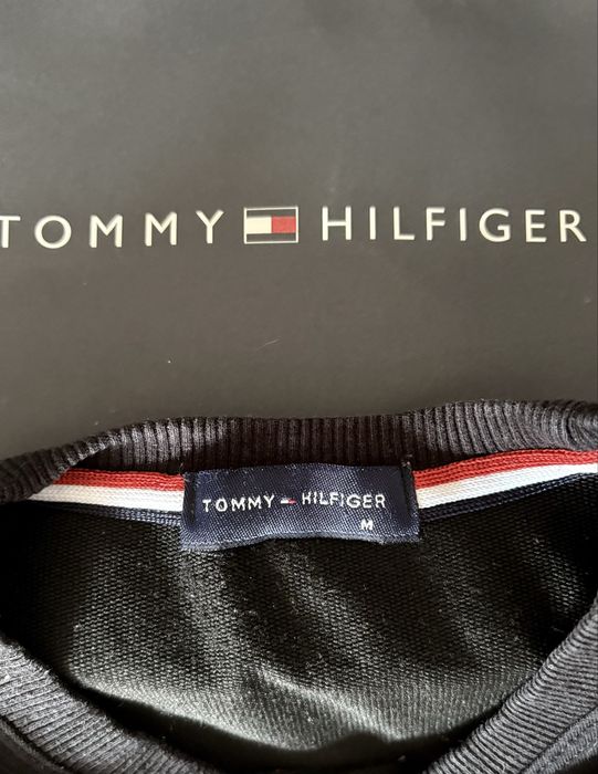 Tommy Hilfiger | klasyczna czarna bluza unisex