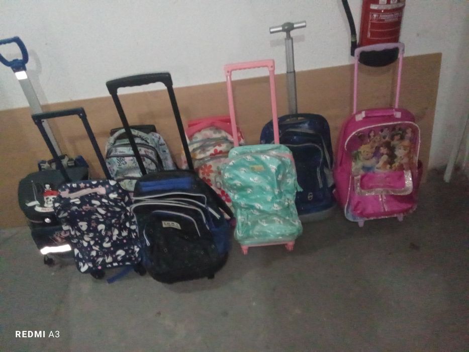 Trolleys kids em bom estado