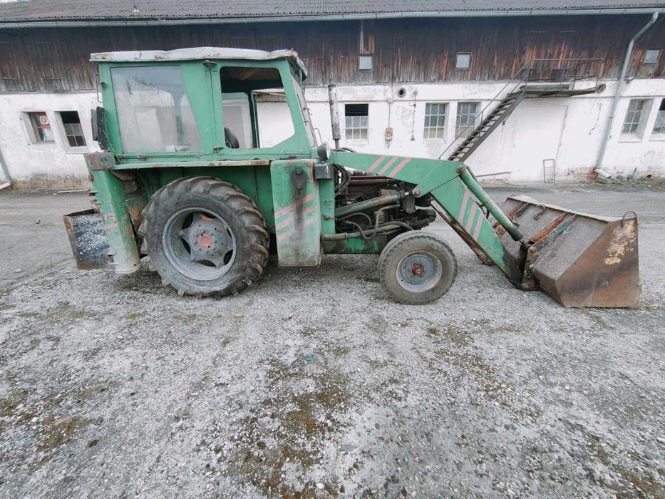 Ostrówek Ursus C 360