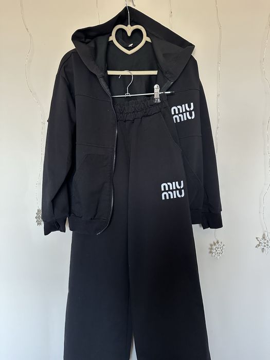 Спортивний костюм miu miu