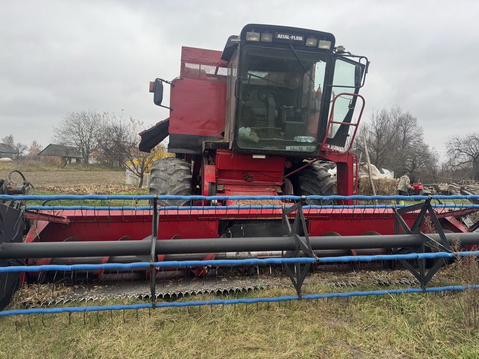 Продам Комбайн Кейс 1666