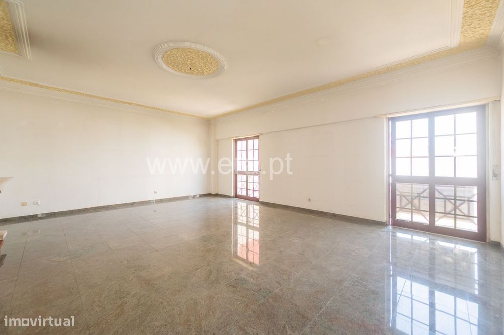 T3 Apartment in Casal do Chapim