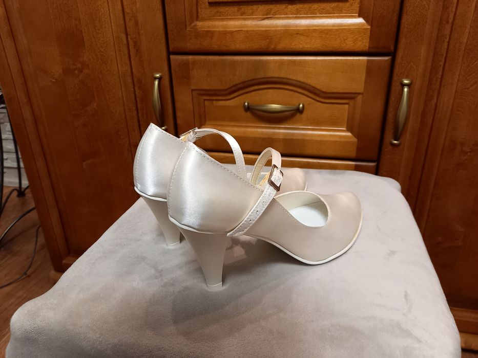 Buty ślubne ivory, wizytowe, czółenka NOWE rozm. 36, 40