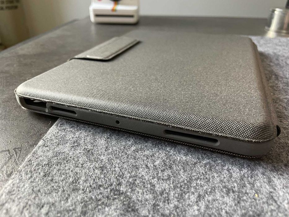 Клавіатура Logitech Folio Touch for iPad Air 10.9'' 4th/5th Gen Grey