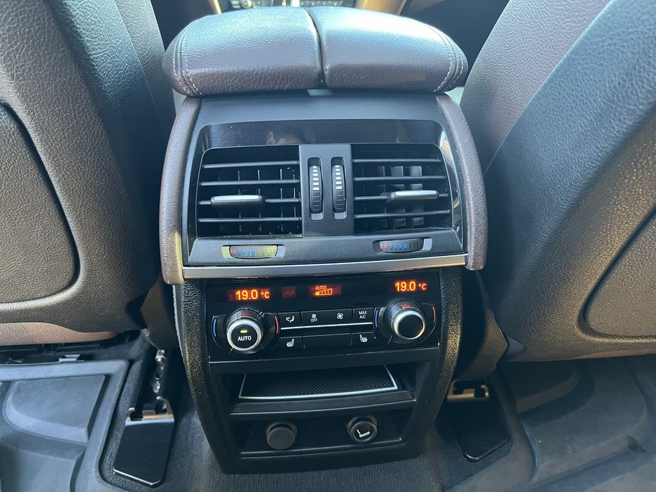 BMW X5 F15 3.0 бензин 119тис пробіг, технічно без нюансів