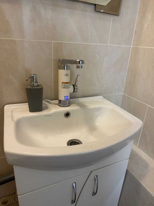 Приміщення з ремонтом та окремим входом