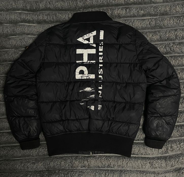 Пуховик Alpha Industries бомбер