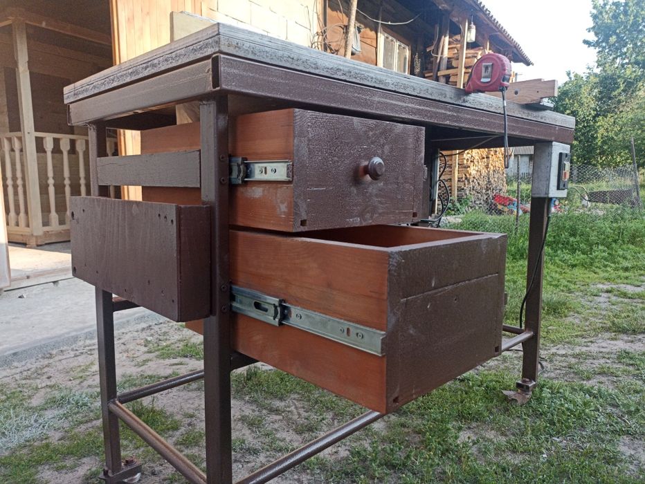 Фрезерний станок по дереву