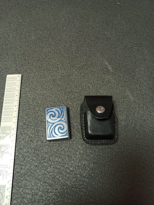 Зажигалка бензиновая Zippo USA оригинал.