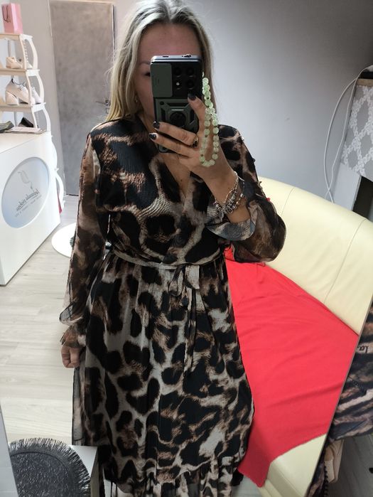 Piękna długa sukienka  centki panterka l xl XXL
