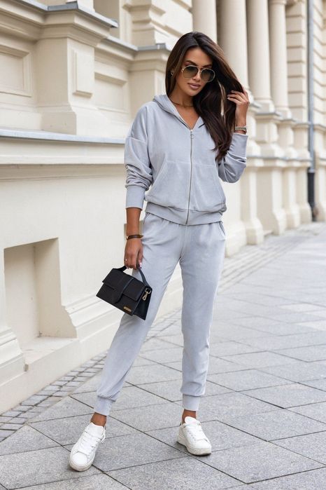 Miękki dres szary z weluru