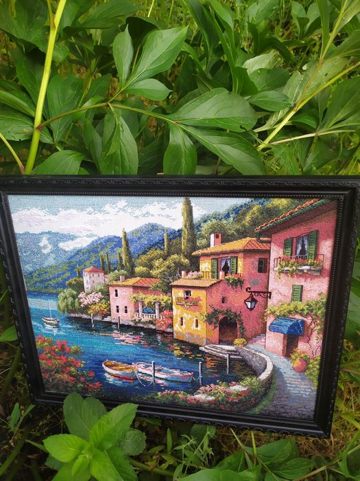 Картина вышитая крестиком. Готовая работа. Ручная работа