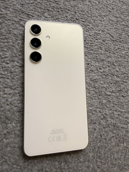 Samsung Galaxy S24 8/128 GB