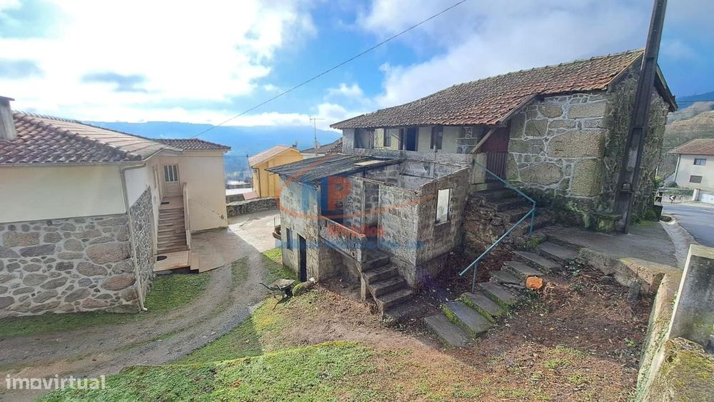 Moradia em S. Faustino, Guimarães