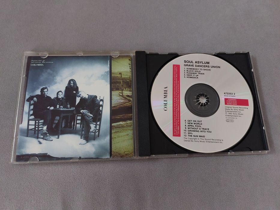 Soul Asylum "Grave Dancers Union"