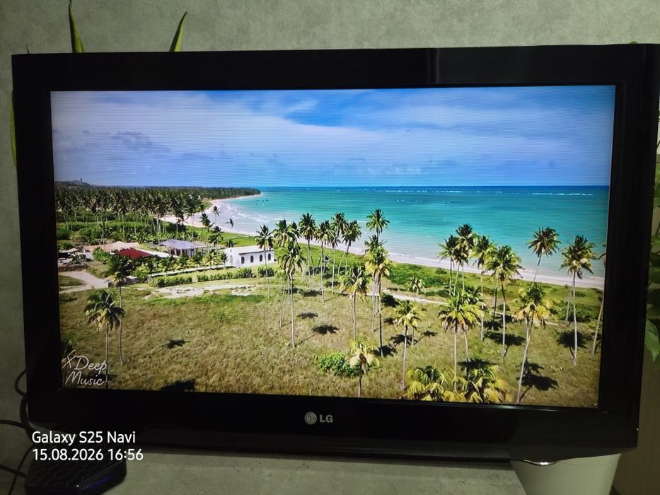 Продам телевізор LCD LG 32"