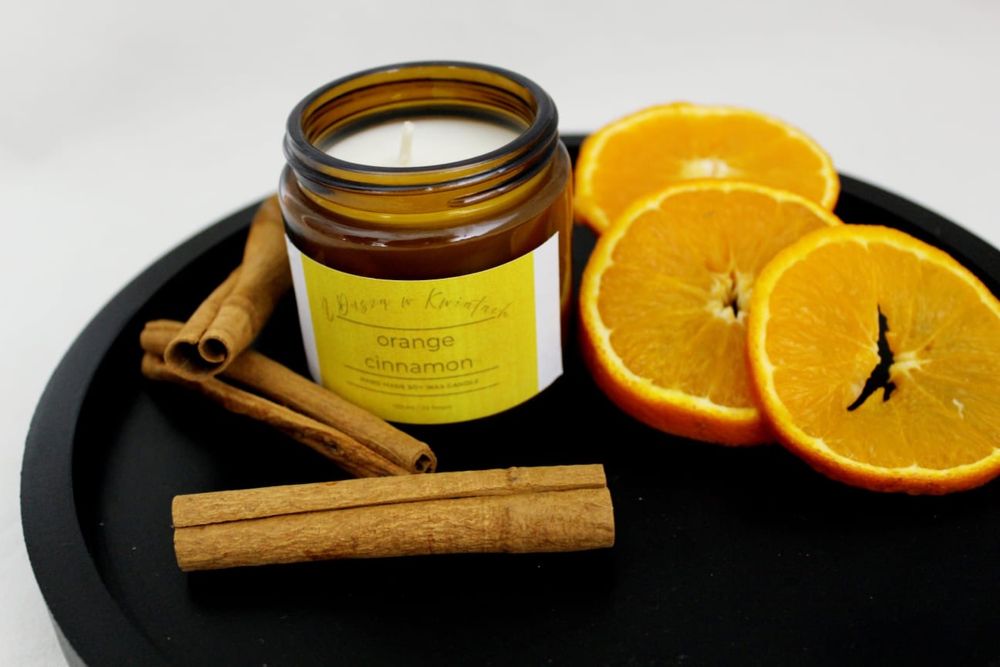 Swieca sojowa o zapachu pomaranczy z cynamonem