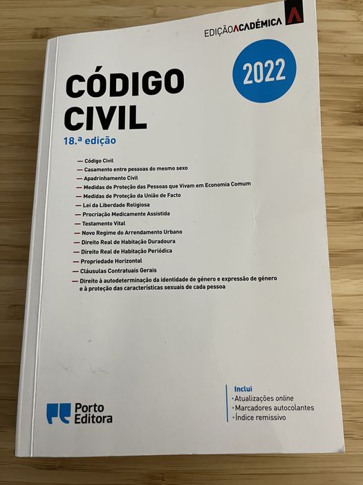 Civil Code - Porto Editora
