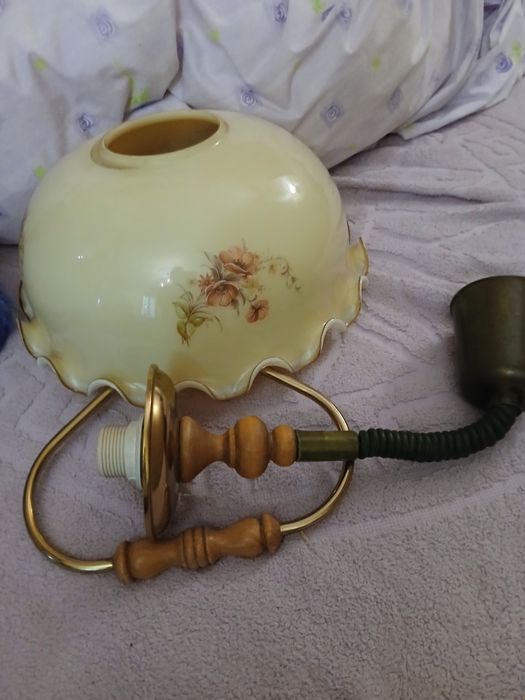 Люстра производство Италия,в спальню,в в зал,на кухню,куда угодно