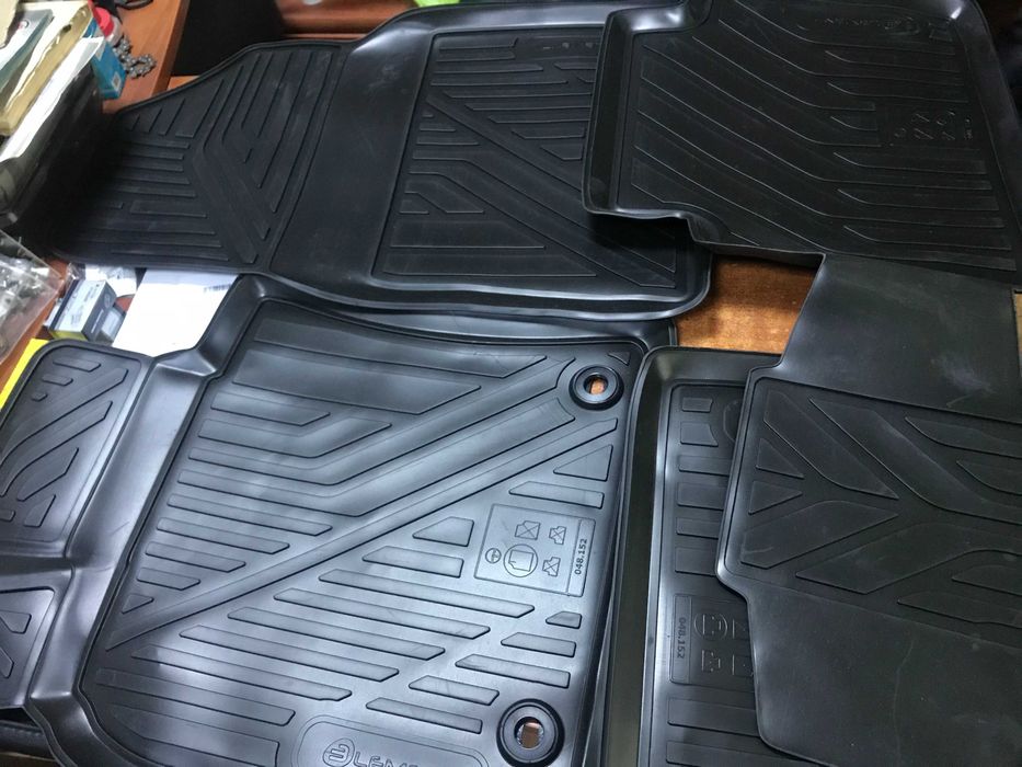 Новые ковры! TOYOTA RAV-4 Оригинальные резиновые Коврики JAPAN