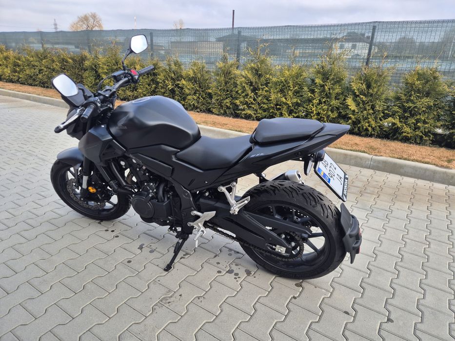 Honda CB500F Hornet 2024